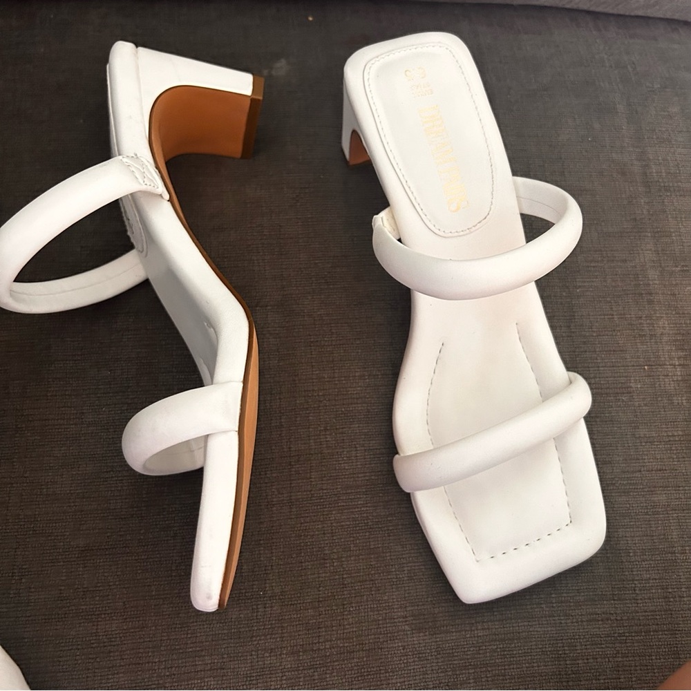 Elegant White Strappy Heels square toe platform strip heel 6.5 so cute and comfy